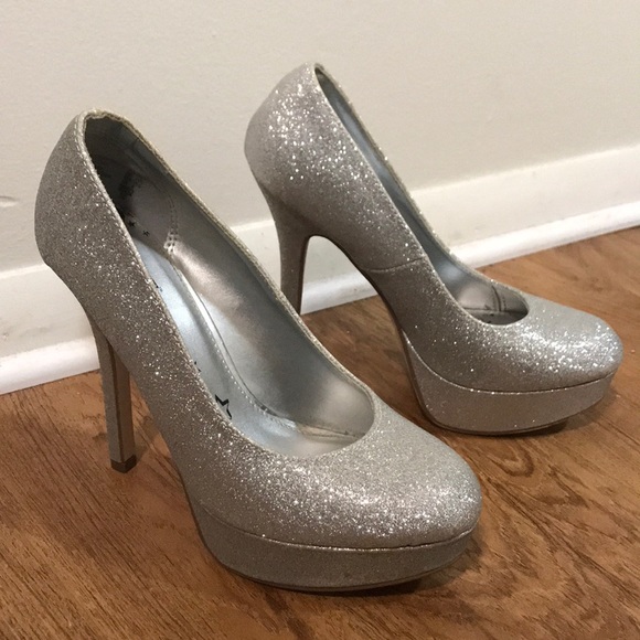 Shoes - Silver Stiletto Heels